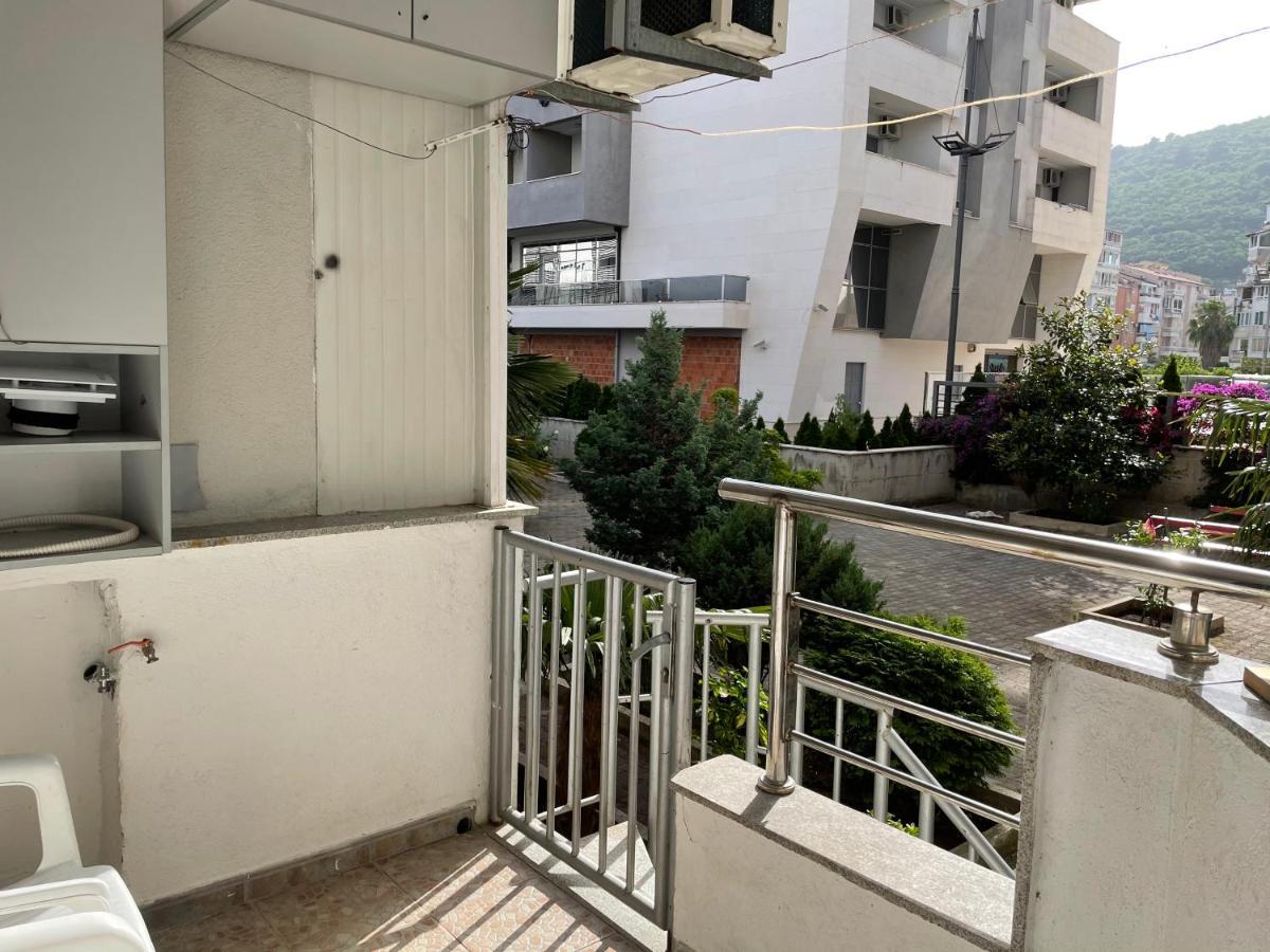 Apartments Zevs Budva Kültér fotó
