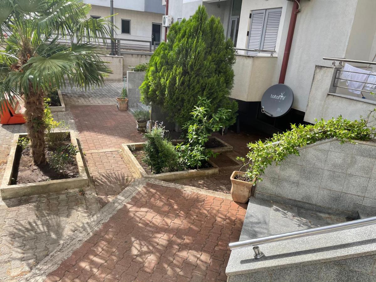 Apartments Zevs Budva Kültér fotó
