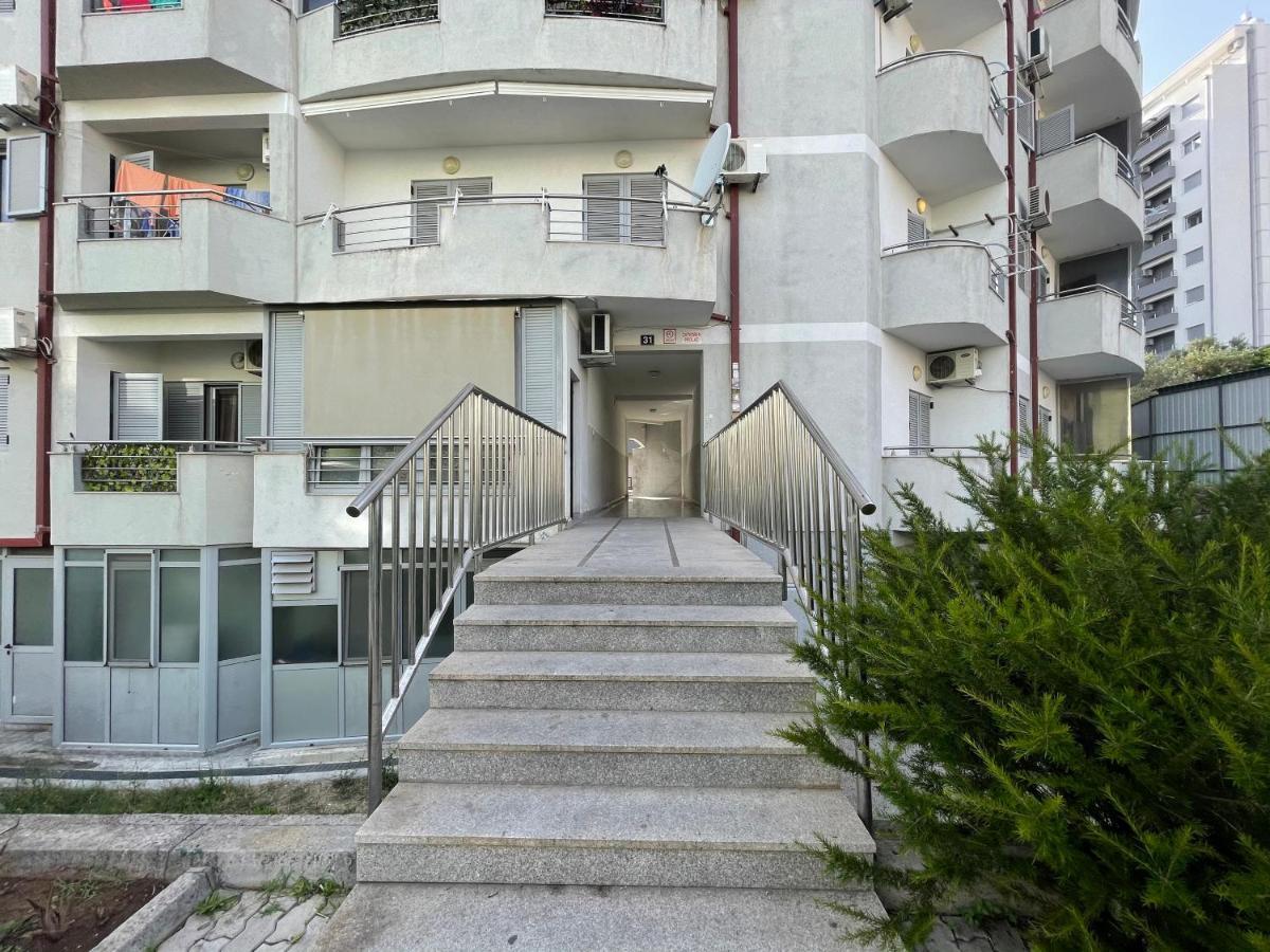 Apartments Zevs Budva Kültér fotó
