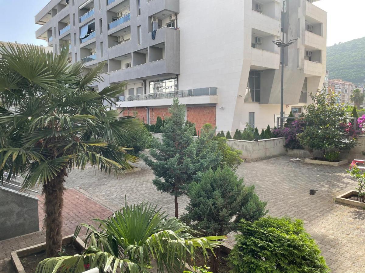 Apartments Zevs Budva Kültér fotó