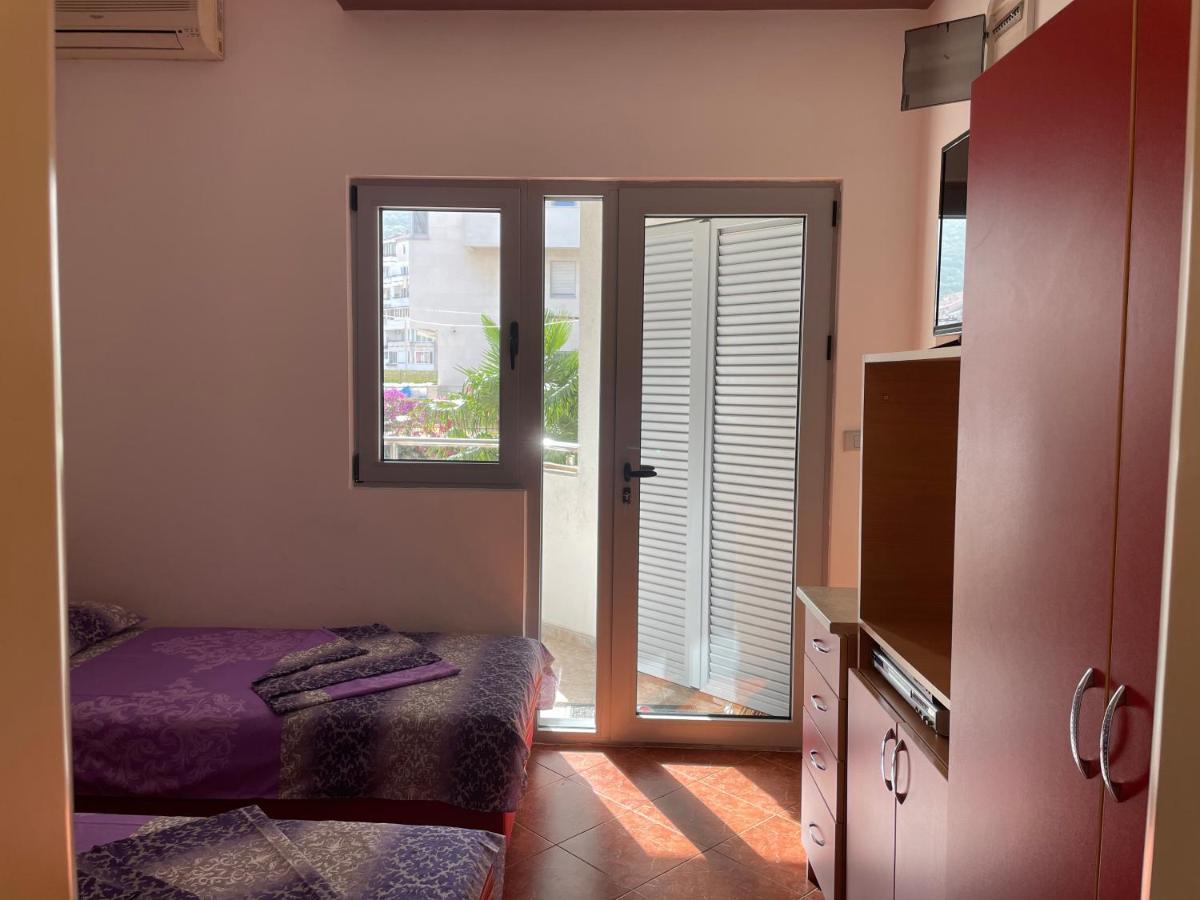 Apartments Zevs Budva Kültér fotó